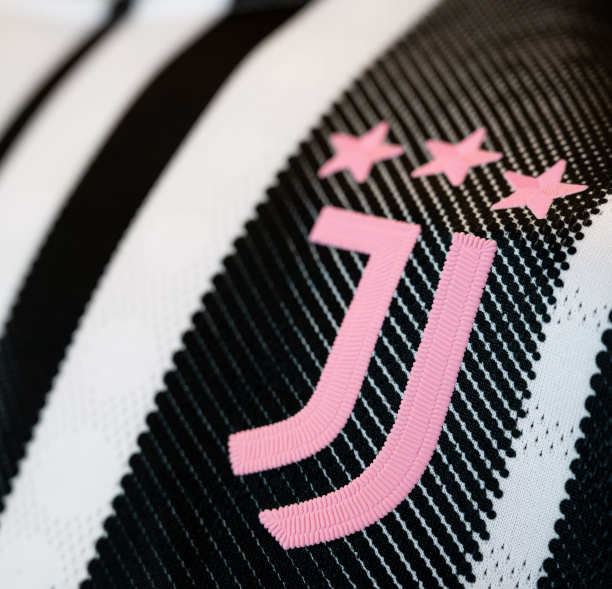 包含德甲倒计时，波尔图转会期官宣签约，细节引发关注，管理层满意，身体对抗强度拉满的词条-爱游戏