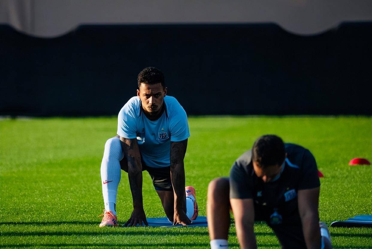 包含欧超杯加时末段走向成谜；上海申花强势反弹；媒体盛赞；训练强度明显提升的词条-爱游戏娱乐